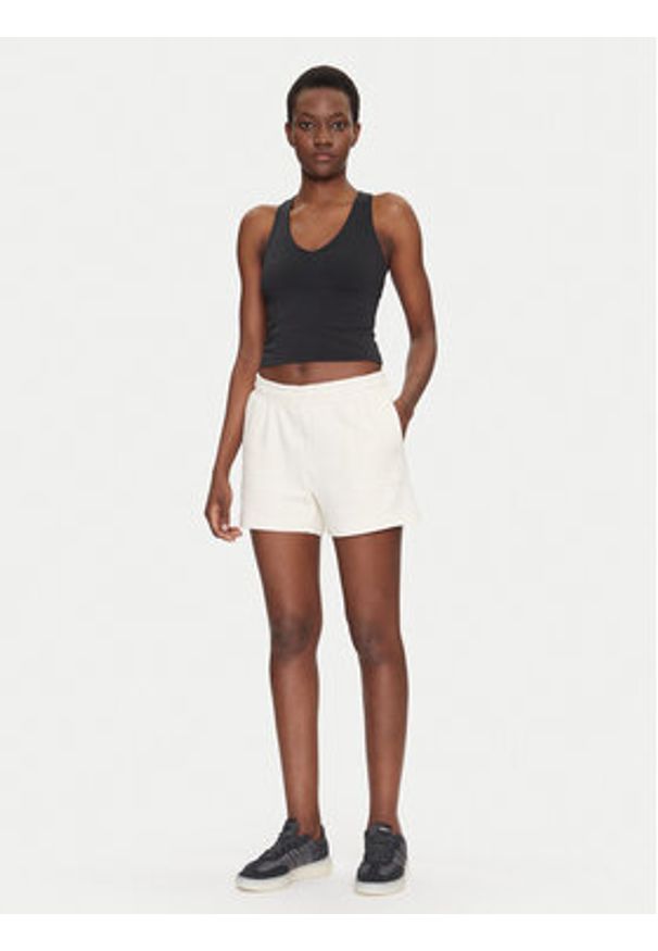 Puma Szorty sportowe ESS Elevated 5" 685020 Écru Regular Fit. Materiał: bawełna