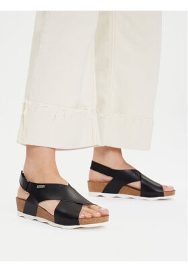 Pikolinos Sandały W9E-0912 Czarny. Kolor: czarny. Materiał: skóra