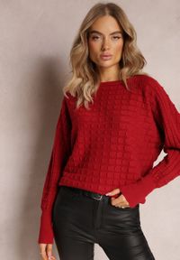 Renee - Bordowy Dzianinowy Sweter z Rękawami typu Nietoperz Cascapia. Kolor: czerwony. Materiał: dzianina. Styl: klasyczny #4