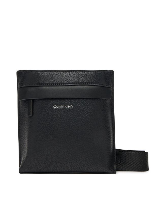 Saszetka Calvin Klein. Kolor: czarny