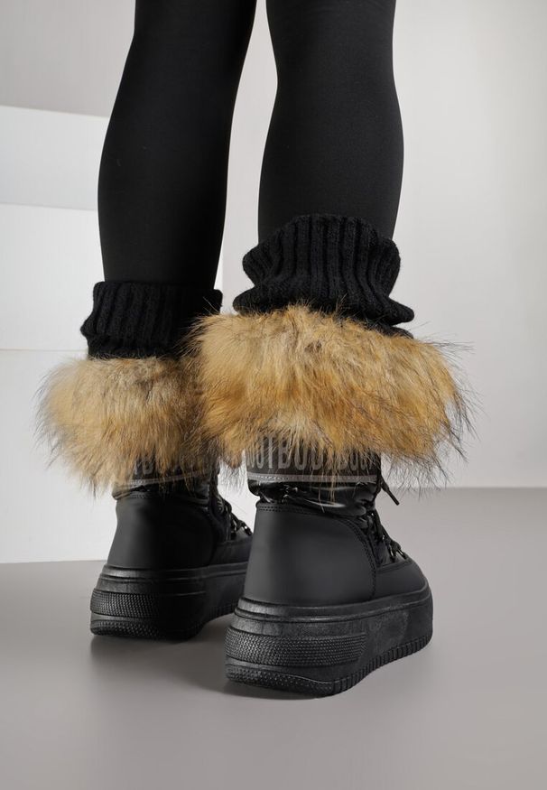 Born2be - Czarne Śniegowce na Platformie z Futerkiem i Wiązaniem Eudaim. Kolor: czarny. Materiał: futro. Sezon: zima. Obcas: na platformie