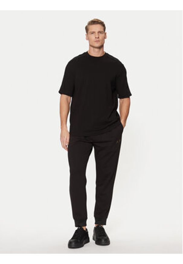 Armani Exchange T-Shirt XM000322 AF10361 UC001 Czarny Regular Fit. Kolor: czarny. Materiał: bawełna