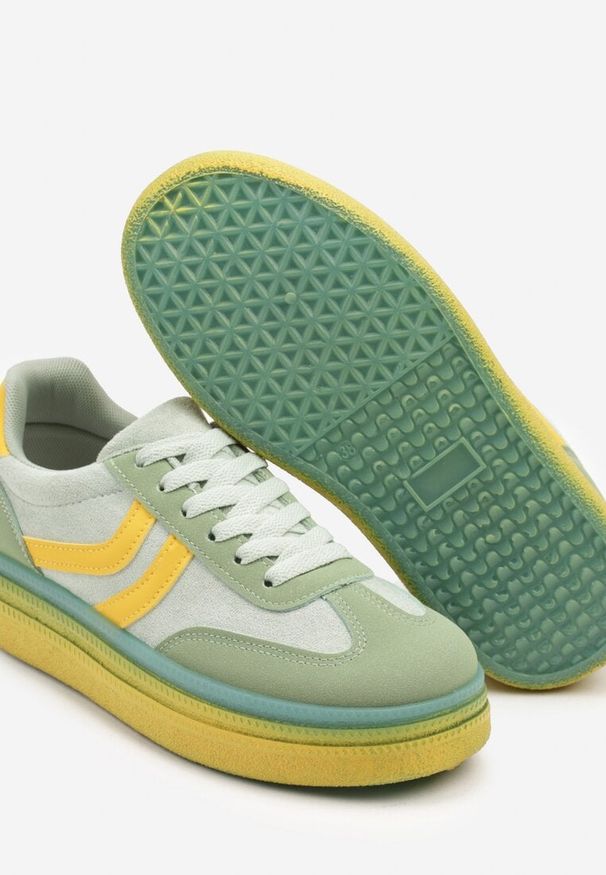 Born2be - Zielono-Żółte Sneakersy w Stylu Klasycznych Tenisówek na Grubej Podeszwie Grelritia. Okazja: na co dzień. Kolor: zielony. Materiał: jeans