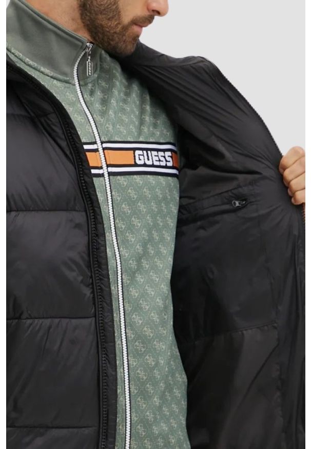 Guess - GUESS Czarna kurtka męska Arlo Padded Jacket. Kolor: czarny. Materiał: poliamid, poliester, syntetyk