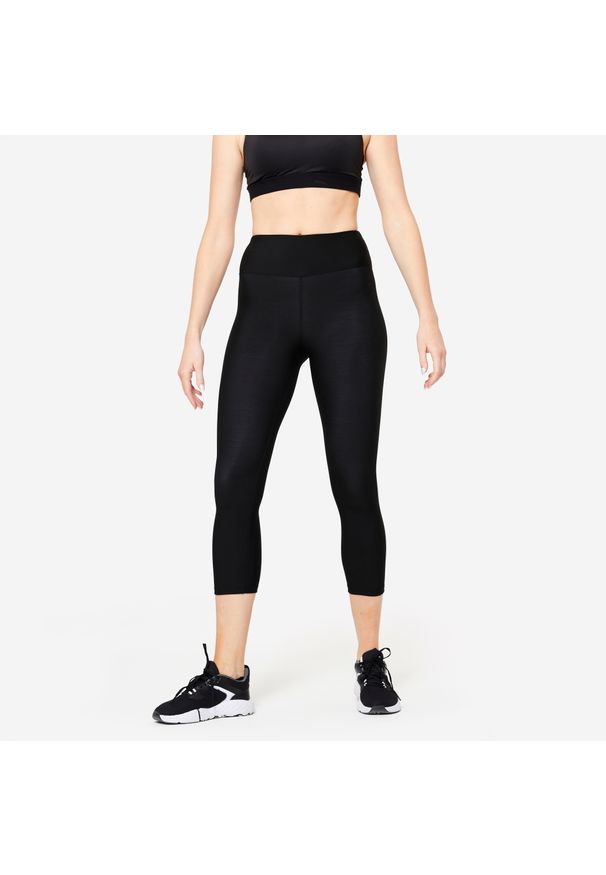 DOMYOS - Legginsy fitness damskie Domyos krótkie. Kolor: czarny. Materiał: materiał, poliester, elastan. Długość: krótkie. Sport: fitness