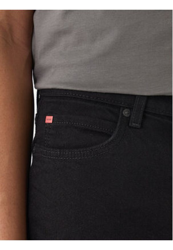 Hugo - HUGO Szorty jeansowe 50556154 Czarny Tapered Fit. Kolor: czarny. Materiał: bawełna