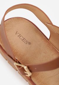 Born2be - Beżowe Minimalistyczne Sandały VICES na Płaskiej Podeszwie z Bieżnikiem Tailisha. Okazja: na spacer. Zapięcie: pasek. Kolor: beżowy. Materiał: jeans, len. Sezon: lato. Obcas: na płaskiej podeszwie #4