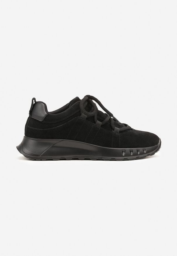 Born2be - Czarne Sneakersy z Naturalnego Zamszu ze Skórzaną Wkładką Dolittea. Okazja: na co dzień, na spacer. Kolor: czarny. Materiał: zamsz, skóra. Wzór: aplikacja. Sport: turystyka piesza