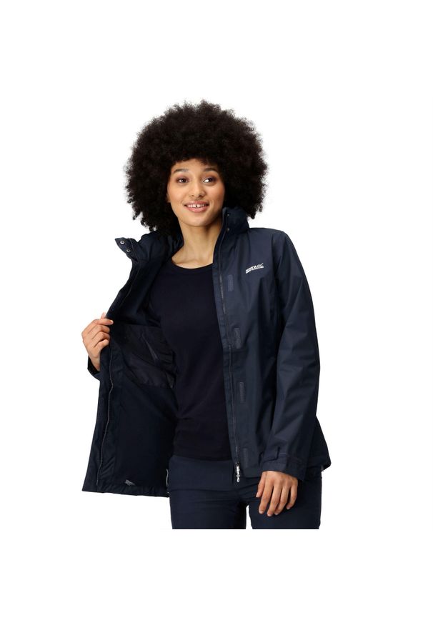 Regatta - Kurtka przeciwdeszczowa trekkingowa damska Daysha. Kolor: niebieski. Materiał: softshell. Sport: turystyka piesza