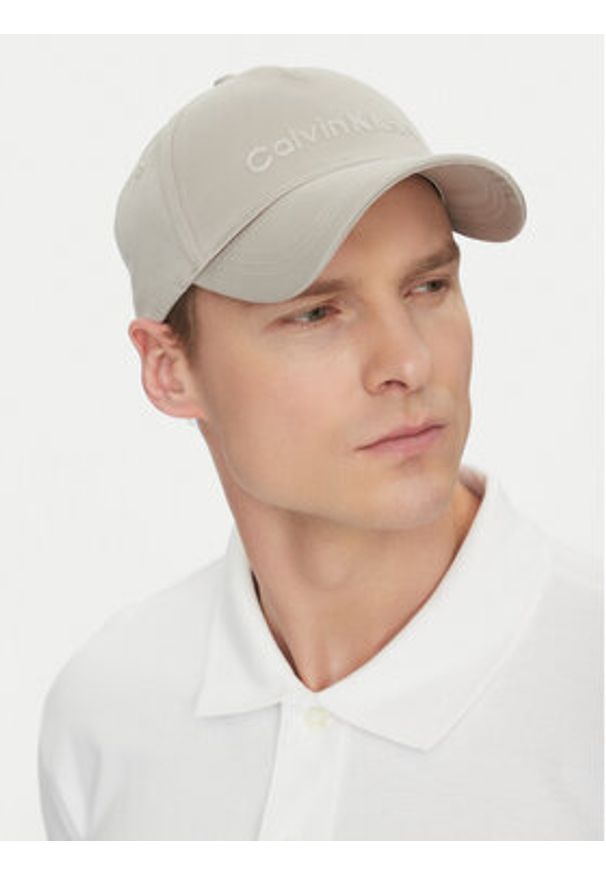 Calvin Klein Czapka z daszkiem K50K511987 Beżowy. Kolor: beżowy. Materiał: bawełna