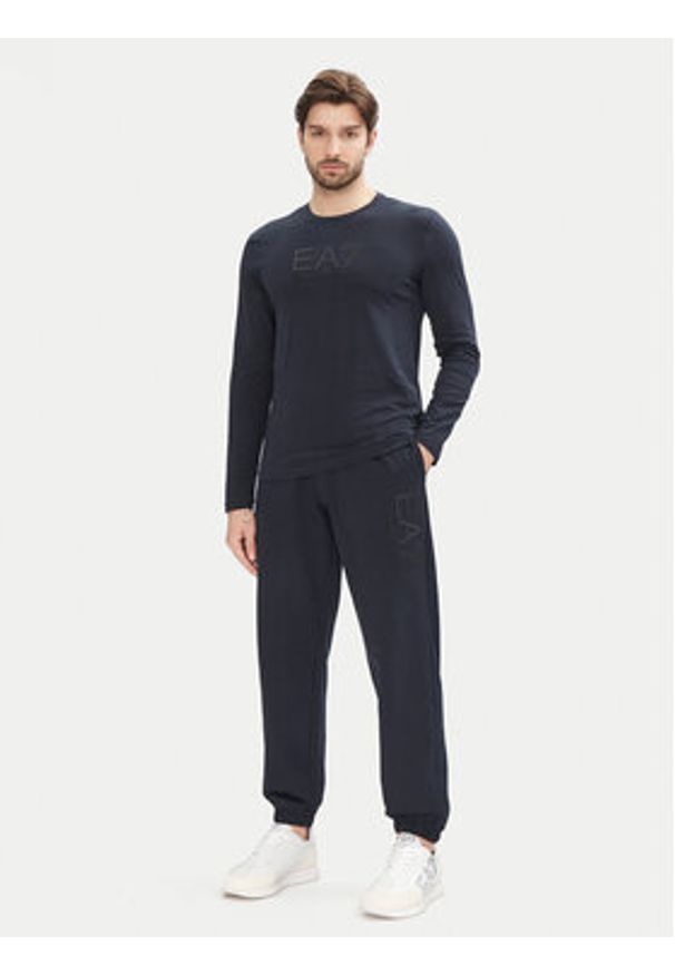 EA7 Emporio Armani Spodnie dresowe 7M000233 AF13512 UB102 Granatowy Regular Fit. Kolor: niebieski. Materiał: bawełna
