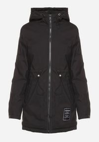 Born2be - Czarna Kurtka Parka z Kapturem i Kieszeniami Ściągana w Pasie Omeina. Okazja: na co dzień. Typ kołnierza: kaptur. Kolor: czarny. Materiał: jeans. Styl: casual, elegancki #5