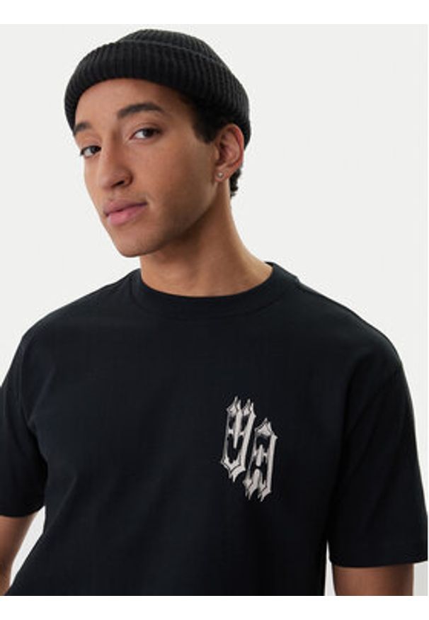 RVCA T-Shirt All Seeing EVYZT00276 Czarny Regular Fit. Kolor: czarny. Materiał: bawełna