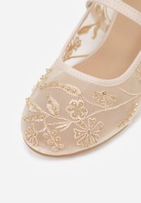Born2be - Beżowe Balerinki z Siateczki Ozdobione Haftami ze Sprzączką Divalen. Okazja: na co dzień. Zapięcie: sprzączka. Kolor: beżowy. Materiał: materiał. Wzór: aplikacja, haft. Styl: klasyczny, casual, elegancki #8