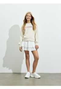 Reserved - Bluza z haftowanym napisem - beżowy. Kolor: beżowy. Materiał: bawełna, dzianina. Wzór: napisy, haft