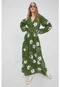 Billabong sukienka kolor zielony maxi rozkloszowana. Kolor: zielony. Materiał: tkanina. Długość rękawa: długi rękaw. Typ sukienki: rozkloszowane. Długość: maxi
