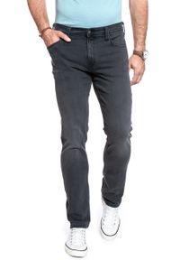 Mustang - SPODNIE MĘSKIE MUSTANG Washington DENIM BLACK 1007655 4000 780. Długość: długie. Wzór: jednolity, paski, aplikacja, nadruk. Styl: klasyczny, retro