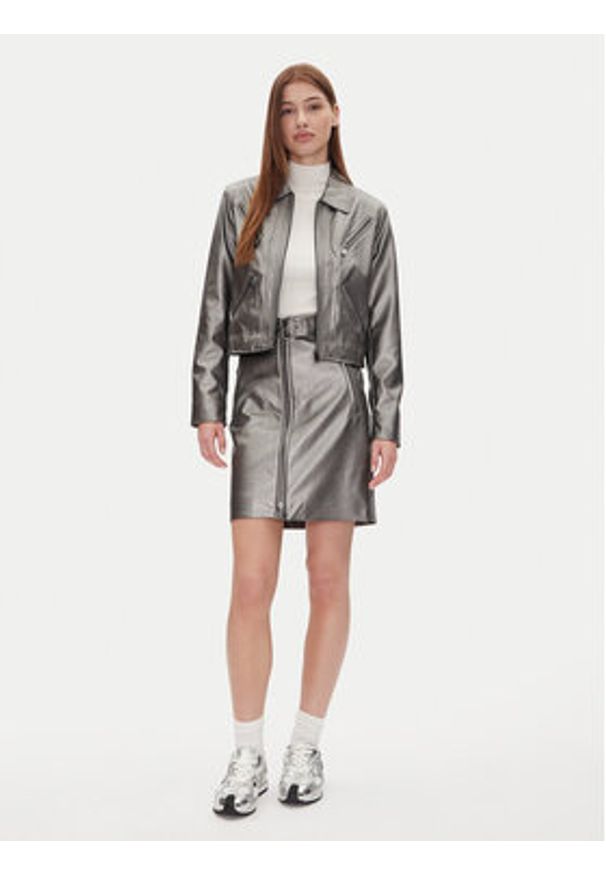 DKNY Spódnica z imitacji skóry P4JN6XIM Srebrny Regular Fit. Kolor: srebrny. Materiał: skóra
