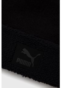 Puma Czapka kolor czarny z grubej dzianiny. Kolor: czarny. Materiał: dzianina