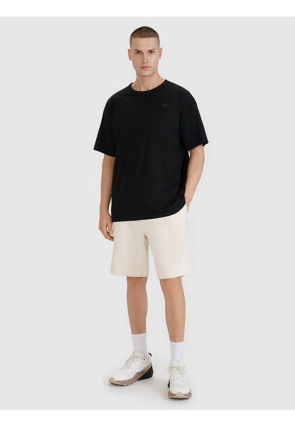 4f - 4F T-shirt oversize gładki męski - czarny L. Okazja: na co dzień. Kolor: czarny. Materiał: bawełna, dzianina, jersey. Długość rękawa: krótki rękaw. Długość: krótkie. Wzór: gładki. Styl: casual, sportowy, klasyczny