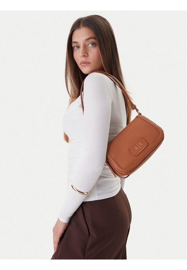 Armani Exchange Torebka XW002596 AF22649 U6119 Brązowy. Kolor: brązowy. Materiał: skórzane