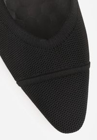 Born2be - Czarne Dzianinowe Czółenka VICES na Niskim Słupku z Miękkim Zapiętkiem i Wkładką Soft-Step Kaleana. Okazja: na spotkanie biznesowe, na co dzień. Kolor: czarny. Materiał: dzianina. Obcas: na słupku. Styl: elegancki, biznesowy, klasyczny, casual #8