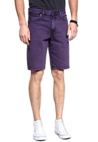 Wrangler - SPODENKI MĘSKIE WRANGLER DENIM SHORT PURPLE POP W14CRJ202. Materiał: denim. Wzór: jednolity