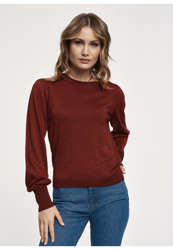 Ochnik - Bordowy błyszczący sweter damski. Kolor: czerwony. Materiał: wiskoza. Długość: długie