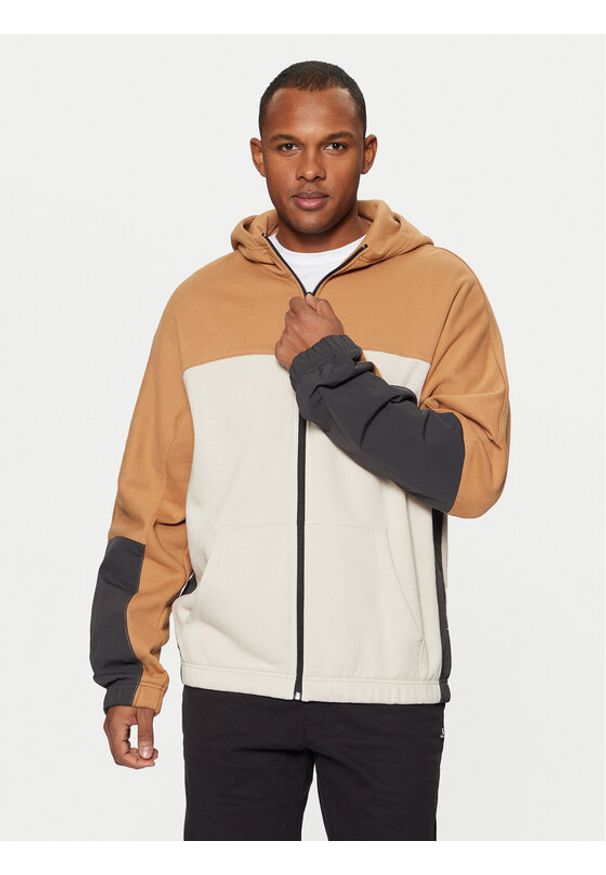 Champion Bluza 220399 Beżowy Standard Fit. Kolor: beżowy. Materiał: bawełna, syntetyk