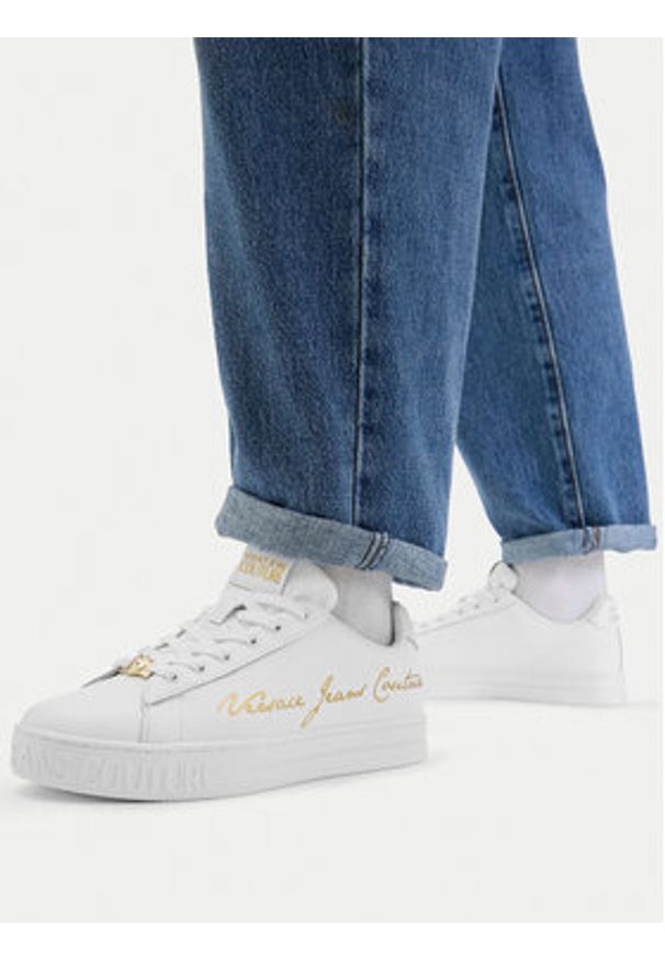 Versace Jeans Couture Sneakersy 80VA3SKL ZPB77 G03 Biały. Kolor: biały. Materiał: skóra