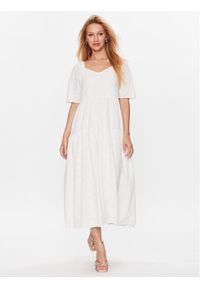 YAS Sukienka 26029550 Biały Loose Fit. Kolor: biały. Materiał: bawełna