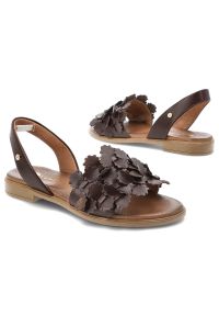 Sandały damskie Armodo, cholewka ze skóry naturalnej wsuwane na płaskiej podeszwie, brązowe, 40468. Okazja: na co dzień. Zapięcie: bez zapięcia. Kolor: brązowy. Materiał: skóra. Wzór: kwiaty, aplikacja. Sezon: lato. Obcas: na płaskiej podeszwie. Styl: casual, elegancki #2