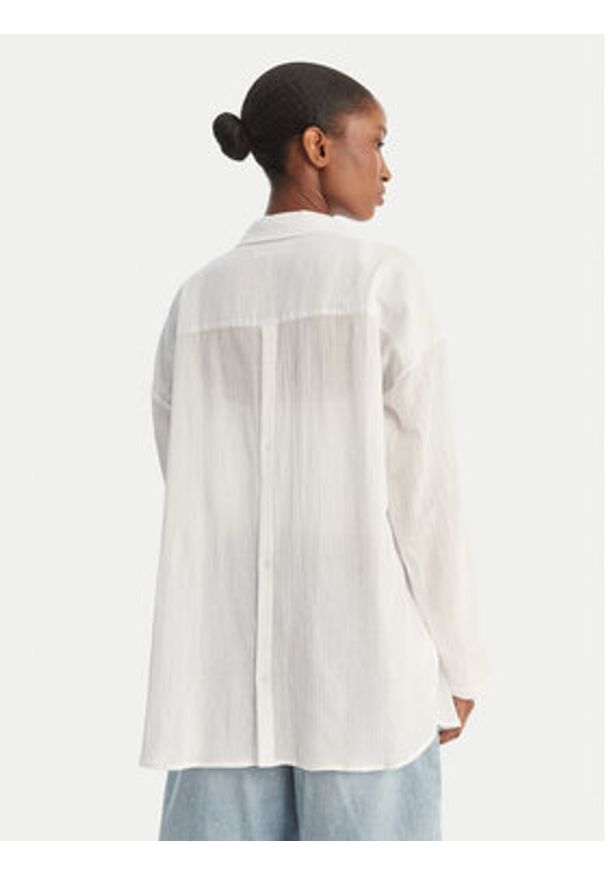 Seafolly Koszula Classic 54027-TO Biały Regular Fit. Kolor: biały. Materiał: bawełna