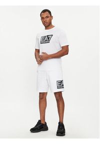 EA7 Emporio Armani Szorty sportowe 3DPS63 PJ05Z 1100 Biały Regular Fit. Kolor: biały. Materiał: bawełna. Styl: sportowy
