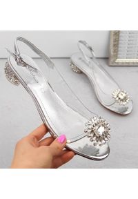 POTOCKI - Transparentne sandały damskie z cyrkoniami srebrne Potocki WS43301 srebrny. Kolor: srebrny