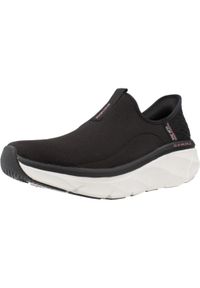 skechers - Kapcie SKECHERS SLIP-INS 150099S DLUX WALKER 2.0 Czarny. Kolor: czarny. Materiał: tkanina