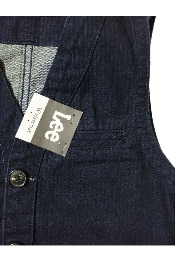 Lee - LEE WAISTCOAST DZIECIĘCA KAMIZELKA LOGO MARKOWA NAVY L232HGTD. Okazja: na co dzień. Materiał: jeans. Styl: casual, elegancki, młodzieżowy