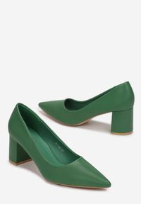 Renee - Zielone Czółenka Kostylus. Nosek buta: otwarty. Kolor: zielony. Obcas: na obcasie. Wysokość obcasa: średni
