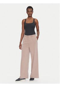 GIRLFRIEND COLLECTIVE - Girlfriend Collective Body Penny 5013 Czarny Slim Fit. Kolor: czarny. Materiał: syntetyk