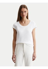 Marc O'Polo T-Shirt 516 2100 50073 Biały Regular Fit. Typ kołnierza: polo. Kolor: biały. Materiał: bawełna
