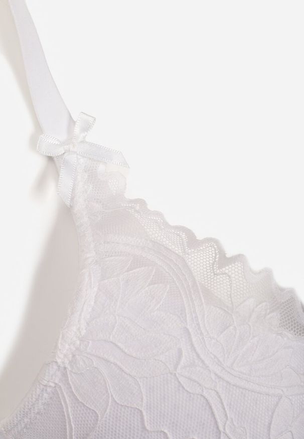 Renee - Biały Biustonosz Ozdobiony Koronką i Kokardkami Sellene. Kolor: biały. Materiał: koronka. Wzór: aplikacja, koronka