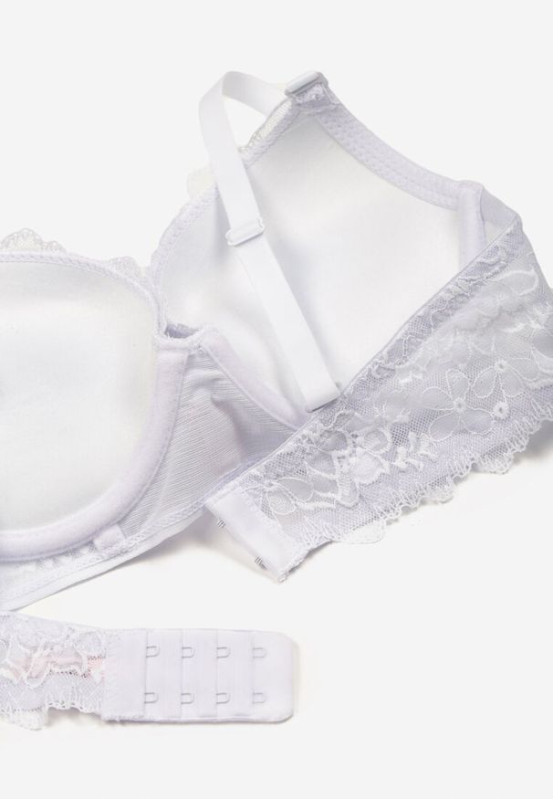 Born2be - Biały Koronkowy Biustonosz Typu Push Up Temitia. Kolor: biały. Materiał: koronka. Rodzaj stanika: push-up. Wzór: koronka
