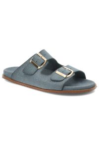 Niebieskie Klapki Hee Skórzane Obuwie Damskie. Okazja: na co dzień. Kolor: niebieski. Materiał: skóra. Sezon: lato. Styl: casual, wakacyjny
