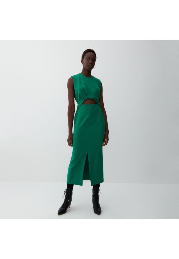 Reserved - Sukienka midi - Zielony. Kolor: zielony. Długość: midi