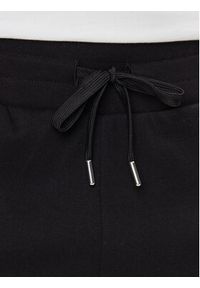 BOSS Szorty sportowe 50545577 Czarny Regular Fit. Kolor: czarny. Materiał: syntetyk. Styl: sportowy #4