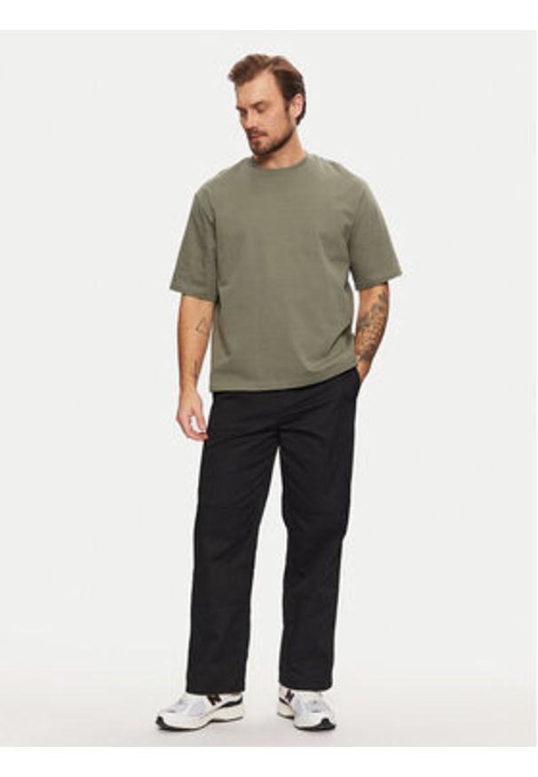 Jack & Jones - Jack&Jones Spodnie materiałowe Bill 12269667 Czarny Loose Fit. Kolor: czarny. Materiał: syntetyk