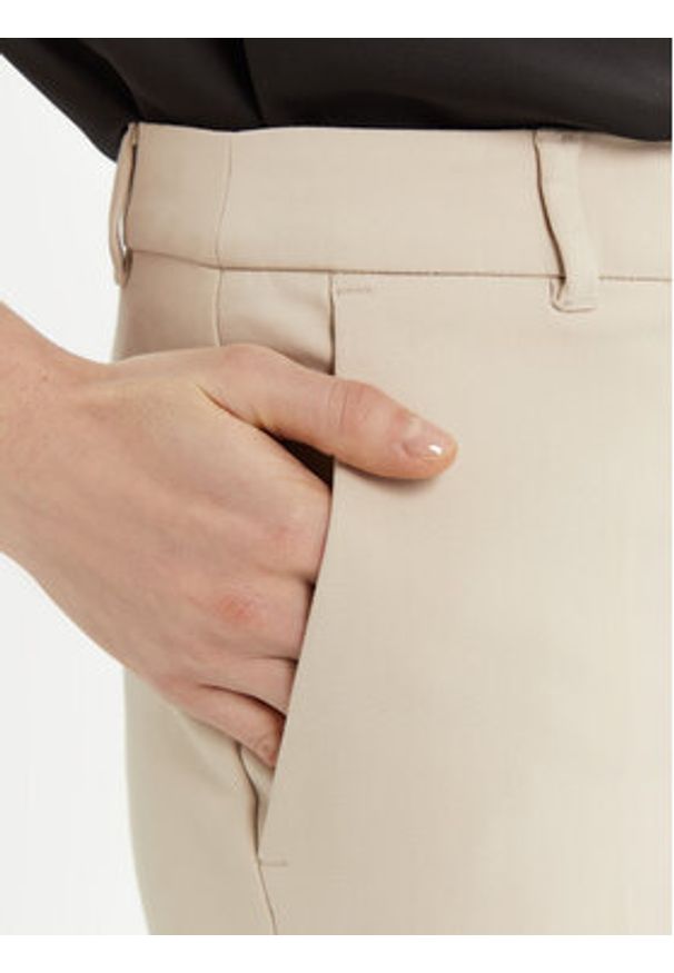 Marella Chinosy Miele 2513131021 Beżowy Slim Fit. Kolor: beżowy. Materiał: syntetyk, bawełna