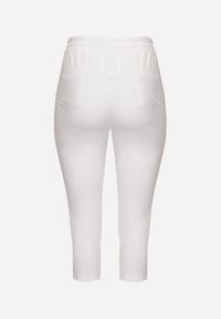 Born2be - Białe Spodnie z Bawełny ze Sznurkami Izeleina. Okazja: na co dzień. Kolor: biały. Materiał: bawełna. Styl: casual