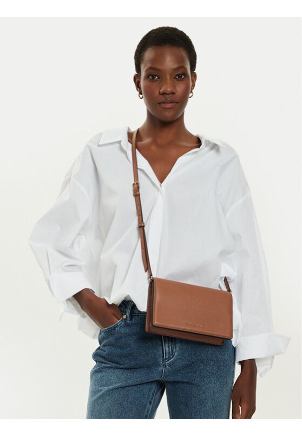 MICHAEL Michael Kors Torebka Jet Set 32S4GJ6C6L Brązowy. Kolor: brązowy. Materiał: skórzane