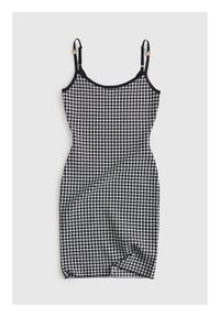 Guess Sukienka codzienna 182718 Czarny Classic Fit. Okazja: na co dzień. Kolor: czarny. Typ sukienki: proste. Styl: casual #1